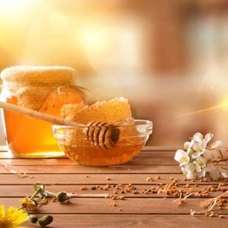 MẬT ONG HOA CÀ PHÊ – NGỌT THANH TỪ MÙA HOA TÂY NGUYÊN - Chai 1000 ml