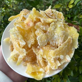 Mứt gừng Huế là sản phẩm SẠCH TỰ NHIÊN 100% AN TOÀN, sản xuất theo phương thức thủ công mang hương vị đậm đà & cay nồng của sản phẩm mứt gừng truyền thống Huế.