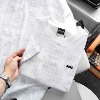 Áo thun nam. Chất  Cotton 100% 4c.  Dày Mịn mát. Thấm hút mồ hôi. Chất đẹp