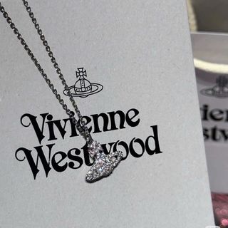 QUÀ VALENTINE DÂY CHUYỀN HÀNG SIÊU CẤP VIVIENNE MẶT ORB FULLBOX