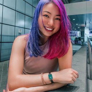 ĐỒNG HỒ NỮ CAO CẤP D WELLINGTON QUẢDRO DA VÀ LƯỚI HỘP NƠ TEM