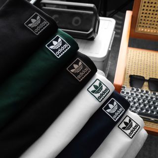 Áo thun nam. chất cotton 2c dày dặn,mền mịn mát. bảng màu phối đẹp !