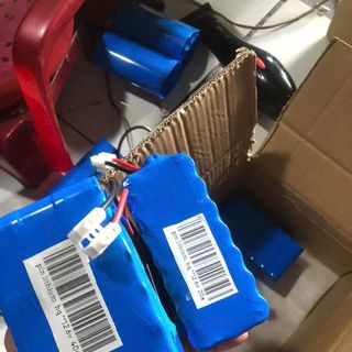 Pin Dự Phòng Sạc 9V 2A cho Loa Daile S8 Q8 JBZ 106 108 Với Cổng Kết Nối 4 Pin