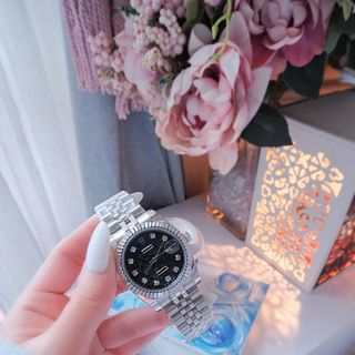 ĐỒNG HỒ NAM NỮ CAO CẤP RÔLET DÂY THÉP MẶT TRƠN NIỀNG KHÍA MỚI VỀ BA SIZE