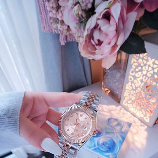 ĐỒNG HỒ NAM NỮ CAO CẤP RÔLET DÂY THÉP MẶT TRƠN NIỀNG KHÍA MỚI VỀ