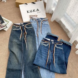 Quần jean ống đứng 9 tấc nấm lùn