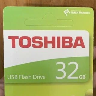 USB Toshiba nhựa chuẩn GB - 32Gb