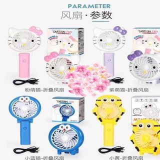 QUẠT MINI CẦM TAY PIN SẠC DOREMON KITTY GẤP GỌN ĐƯỢC