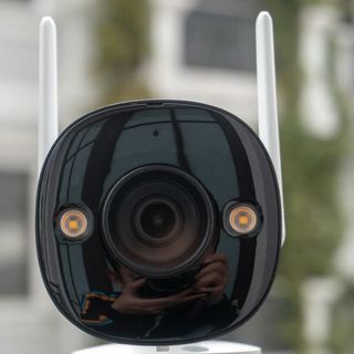 Camera wifi cố định 2MP IMOU F22FP | FHD 1080P | Ban đêm có màu | Có micro | Thùng 16c - Outdoor