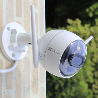 23.07 về hàng... Camera Wi-Fi 2MP Ezviz C3X Dual lens FHD 1080P ( Có màu kể cả ánh sáng yếu | 50Hz: 25fps | 144Mbps | Đàm thoại | Vỏ Thép )