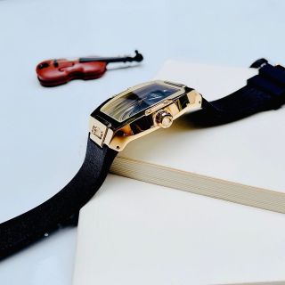 ĐỒNG HỒ NAM CAO CẤP GUECC DÂY DA ĐEN MẶT CHỮ NHẬT TRƠN FULLBOX