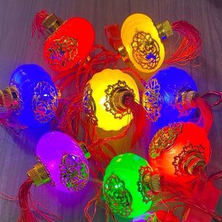 Lồng đèn tú cầu hoa văn,5m 10 quả, có nối ( ko chớp). Sử dụng led siêu sáng.