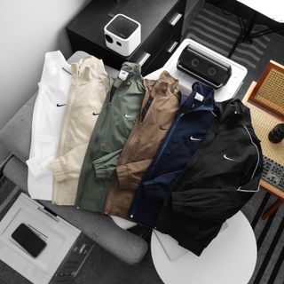 Áo Khoác Nam.   Chất dù nhăn may phối lé tỉ mỉ, logo thêu sắc nét