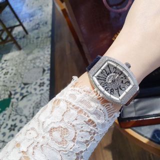 ĐỒNG HỒ NỮ CAO CẤP PRANCK V32 MẶT FULL DIAMOND DÂY DA ĐEN