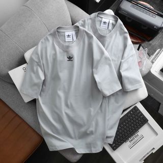 Áo thun thun nam. Thiết kế basic , hình in cao chuẩn hãng, hàng may kĩ, bo dệt đồng màu.