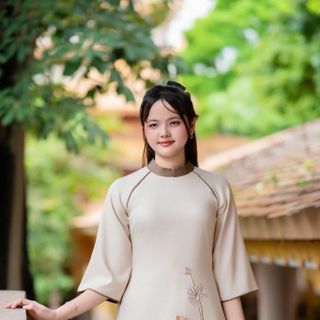 PHÁP PHỤC HUYỀN TRANG( THỦ ĐỨC), CHUYÊN GIÁ SỈ - Áo Dài Cách Tân Lá Ngủ Sen