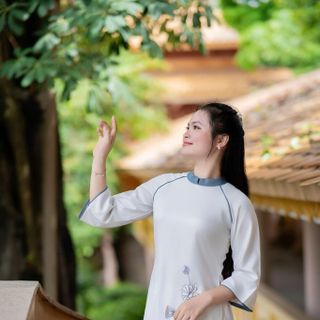 PHÁP PHỤC HUYỀN TRANG( THỦ ĐỨC) - CHUYÊN GIÁ CUNG CẤP SỈ - Áo Dài Cách Tân Lá Ngủ Sen