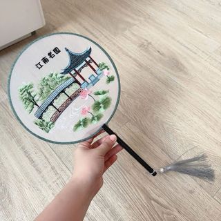 quạt tròn cổ trang (mẫu thêu đẹp) Sỉ___29.5k/cây