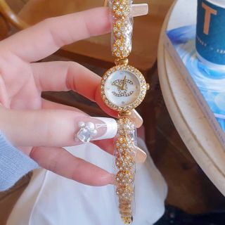 SĂN SALE ĐỒNG HỒ NỮ THỜI TRANG CHANEU DÂY HOA MẶT LOGO VIỀN HỘT