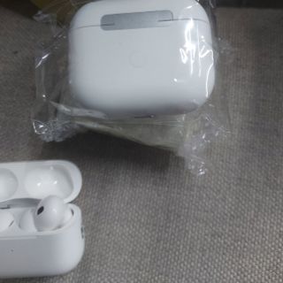 Tai nghe bluthoot pro lỗi cho thợ thay pin