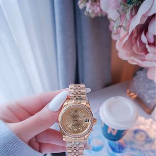 ĐỒNG HỒ NAM NỮ CAO CẤP RÔLET BA SIZE DÂY THÉP VÀNG KÍNH SAPHIRE VIỀN HỘT