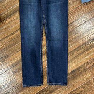 Quần jean nam. Chất JEAN mới nhất từ LV , 2 gam màu Mid Blue đậm và Nhạt tạo nên nét trầm ấm