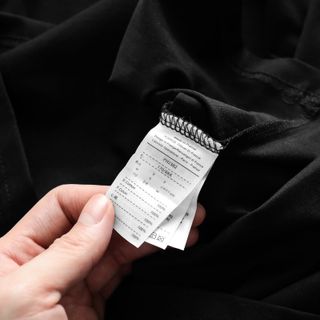 Áo thun nam.  Chất thun Cotton may phối lé, tay in chữ Logo nổi