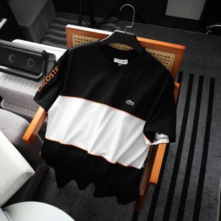 Áo thun nam.  Chất thun Cotton may phối lé, tay in chữ Logo nổi