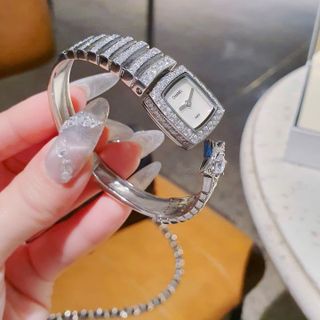 ĐỒNG HỒ NỮ SIÊU CẤP CHANEU VÒNG KIỀNG SILVER ĐÍNH ĐÁ FULLBOX HÃNG