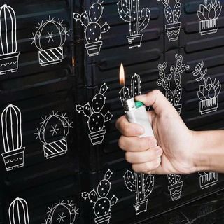 VÁCH NGĂN DẦU MỠ HỌA TIẾT