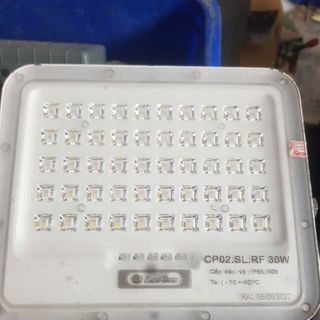 giá tốt led mặt trời 199k