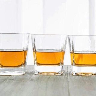 BỘ 6 LY THUỶ TINH UỐNG RƯỢU VUÔNG 50ML EY3004 (T24)