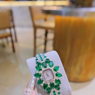 ĐỒNG HỒ NỮ CHÍNH HÃNG FUNMEI F2174 MẶT VUÔNG ĐÍNH ĐÁ NGỌC LỤC BẢO FULLBOX