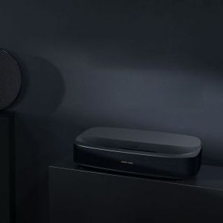 Máy Chiếu XGIMI LUNE 4K Pro Like New 99% - Máy chiếu siêu gần 4K UHD – 2600 Ansi - Loa stereo Hi-Fi 60W Harman&Kardon