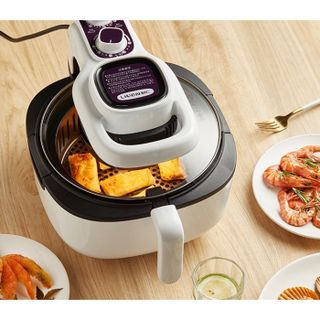 Nồi chiên không dầu LIVEN KZ-J5000A 5L