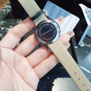 SĂN SALE CUỐI NĂM ĐỒNG HỒ NỮ NỘI ĐỊA TRUNG MICHNA KASS DÂY DA MẶT VIỀN HỘT