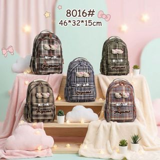 BALO ĐI HỌC NỮ CARO KÈM MẶT GẤU KITTY SIÊU ĐÁNG YÊU A8016 - PIPI STORE
