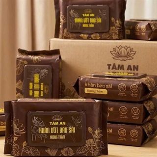 Khăn ướt lau bàn thờ