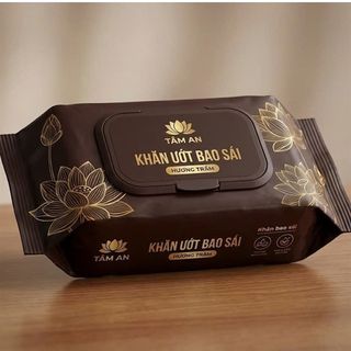 Khăn ướt lau bàn thờ