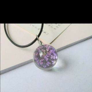 Dây chuyền da kèm mặt đá ép hoa khô đẹp nha