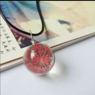 Dây chuyền da kèm mặt đá ép hoa khô đẹp nha