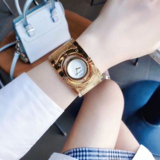ĐỒNG HỒ NỮ CAO CẤP GUCHI VÒNG BẢNG MẶT ĐỘC LẠ