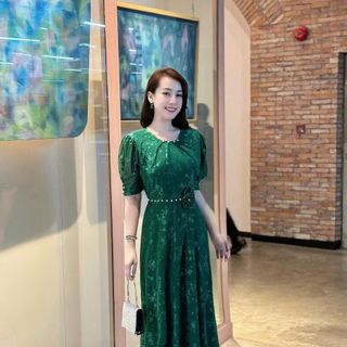 Đầm Midi trung niên dự tiệc sang trọng vải thun lưới tặng mẹ co giãn tốt bigsize 75kg M716