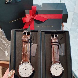SET VALENTINE DANIEL W CAO CẤP COUPLE DA TRÒN HỘP NƠ ĐỎ