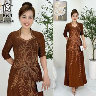 Đầm MAXI trung niên dự tiệc sang trọng vải kim tuyến nhũ kim sa tặng mẹ co giãn tốt bigsize 75kg M669