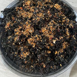 Rong Biển Cháy Tỏi - Rong Biển Sấy Ăn Liền - Giòn Ngon 100gr ( Chay mặn dùng được) Snack Ăn Vặt