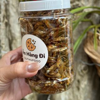 Cá cơm sê san rim tỏi ớt cay mặn vừa ăn, giòn, thơm, ngon, đưa cơm, có thể ăn vặt - hũ 200gr