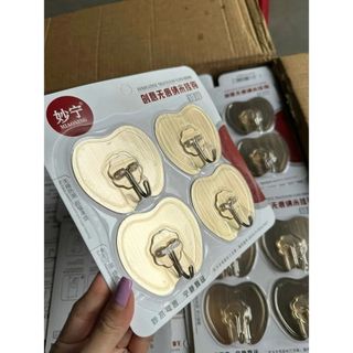 SET 4 MÓC DÁN TƯỜNG CHỊU LỰC HÌNH QUẢ TÁO