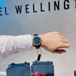 ĐỒNG HỒ NAM CAO CẤP WELLINGTON ICONIC CHRONOGRAPH DÂY DA FULLBOX TEM