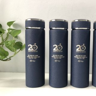 🏫 BÌNH GIỮ NHIỆT INOX - KHẮC LOGO KỶ NIỆM 20 NĂM VỀ THĂM TRƯỜNG CHÂU CẦN